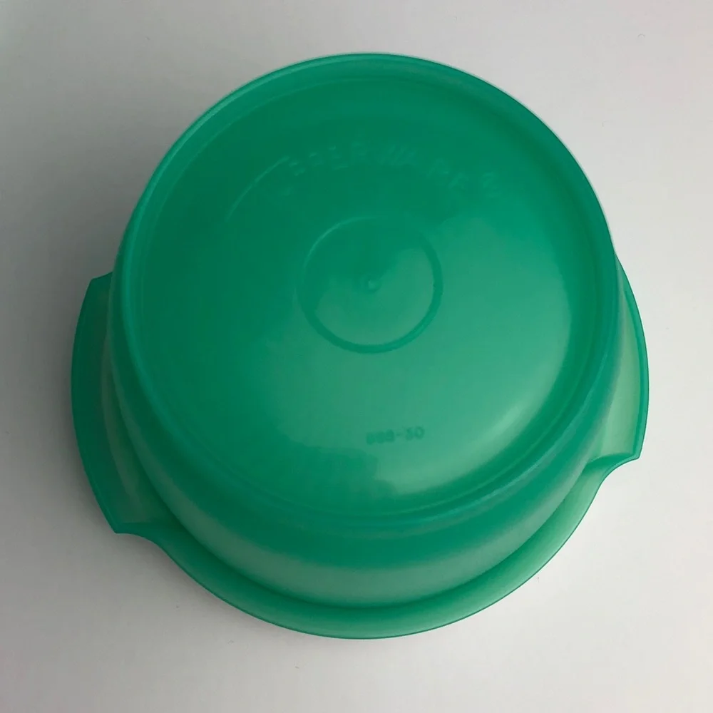 Tupperware Servalier Green and White Stackable Bowls